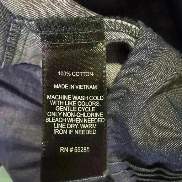 Women’s Denim  Express Button Down - Picture 4 of 6